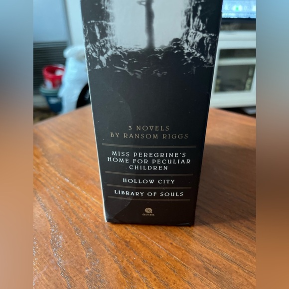 3 Novels By Ransom Riggs Miss Peregrine’s Home for Peculiar Children - Picture 4 of 9